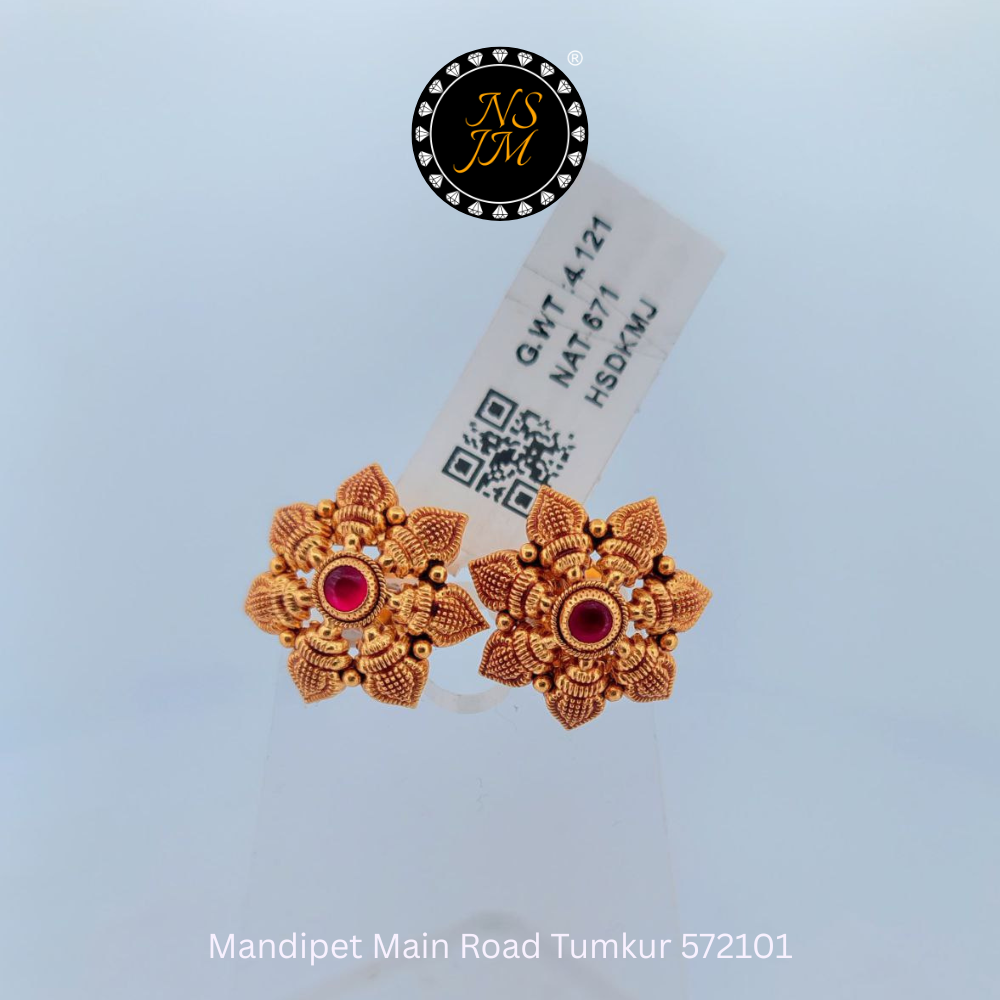 NSJM 916 Hallmark Stud