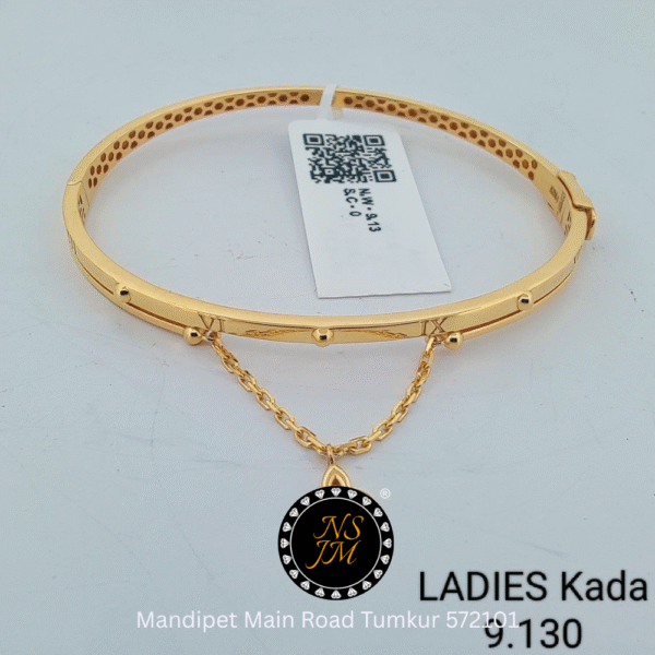 NSJM 916 Hallmark womens kada