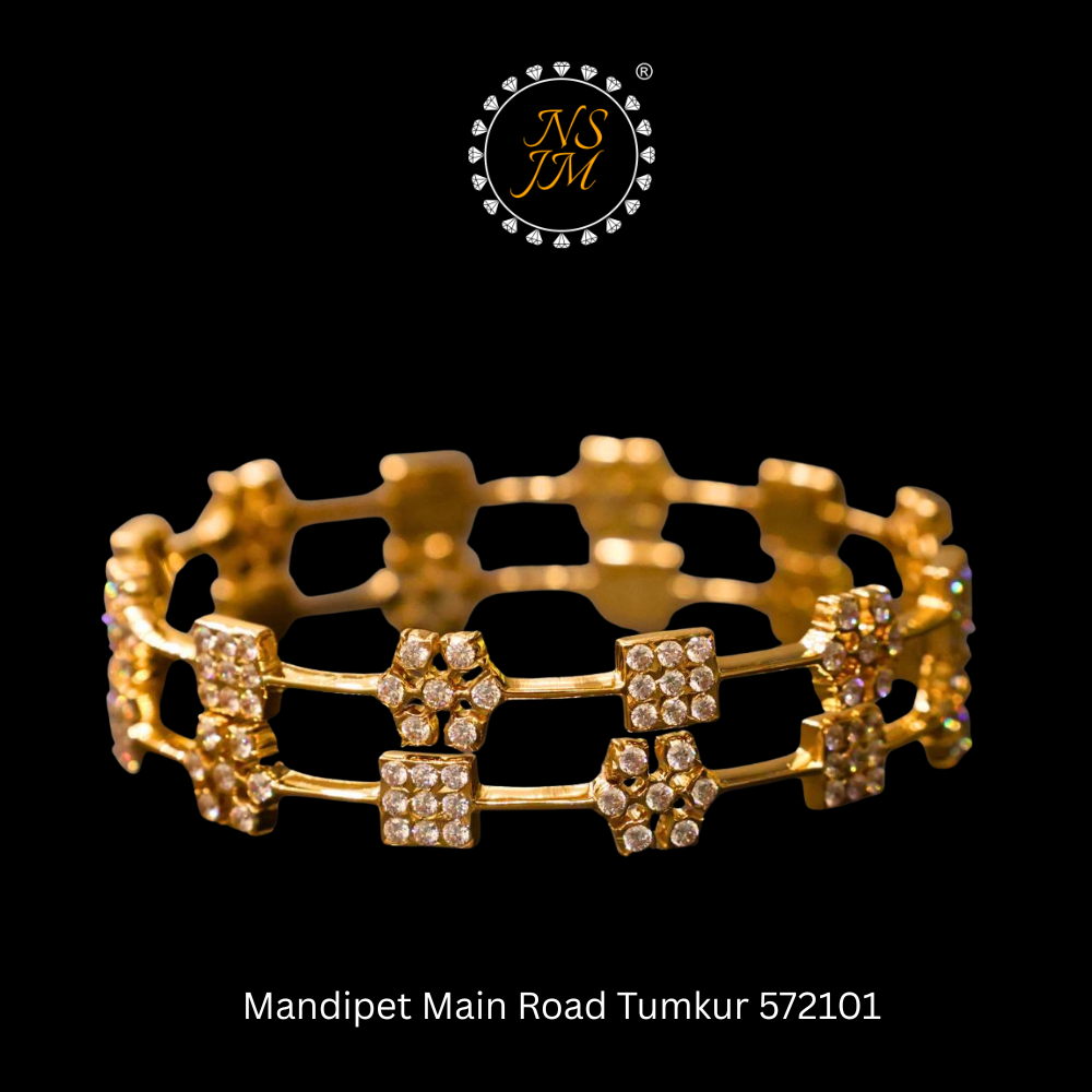 NSJM 916 Hallmark Bangle